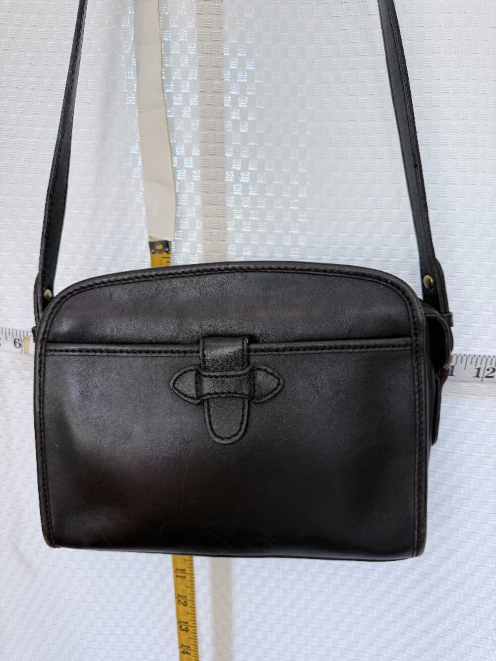 VINTAGE LIZ CLAIBORNE LEATHER "BLAZER" BAG